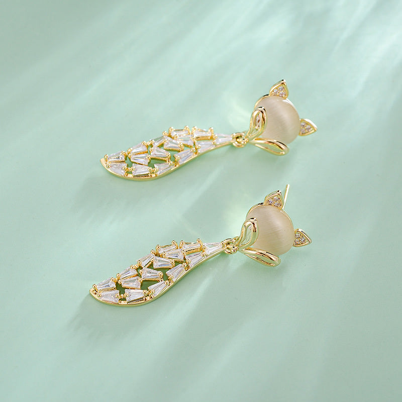 European And American Vintage Classic Metal Earrings